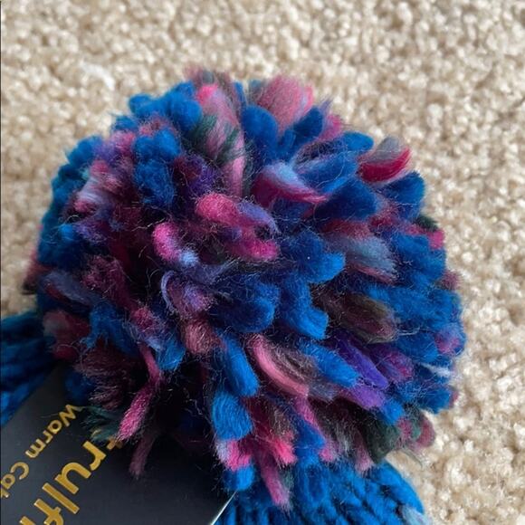 Trufit Ladies’ Cable Knit Winter Hat Greenish/Blue NWT One Size - Picture 6 of 8